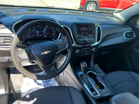 Used 2020 Chevrolet Equinox LT FWD image 18
