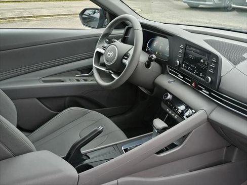 New 2026 Hyundai Elantra Sport FWD image 10
