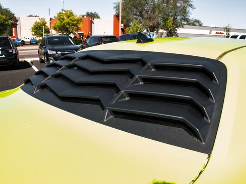 Used 2015 Dodge Challenger R/T w/ Quick Order Package 22B R/T RWD image 23