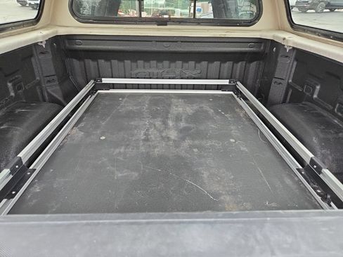 Used 2022 GMC Sierra 1500 AT4X AWD/4WD image 9