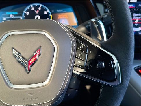 Used 2025 Chevrolet Corvette E-Ray w/ Stealth Interior Trim Package image 33