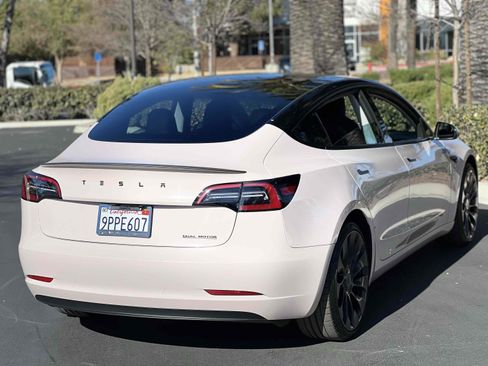 Used 2023 Tesla Model 3 Performance image 19