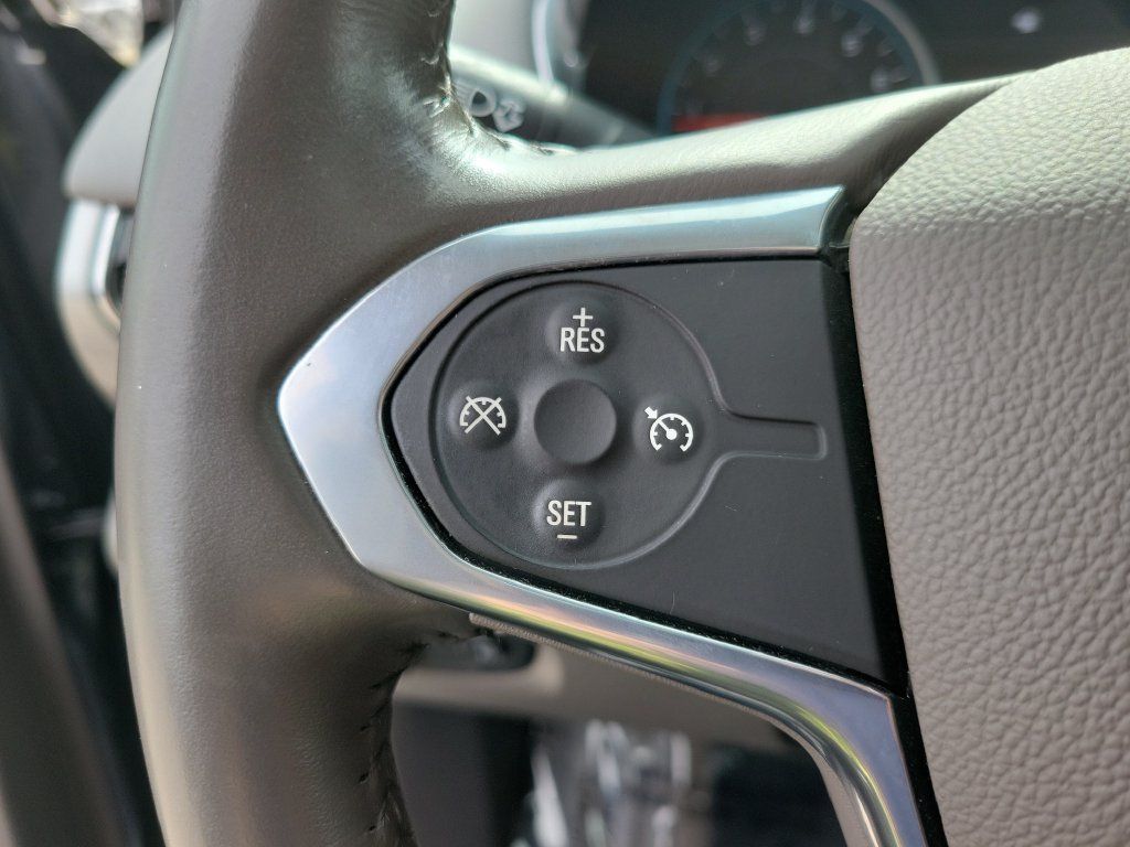 Used 2021 Chevrolet Traverse LT w/ LT Premium Package AWD/4WD image 28