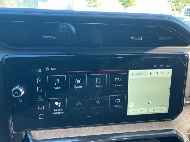 Used 2022 GMC Sierra 1500 AT4 w/ AT4 Preferred Package AWD/4WD image 3