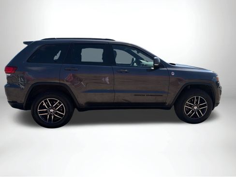 Used 2018 Jeep Grand Cherokee Trailhawk AWD/4WD image 8