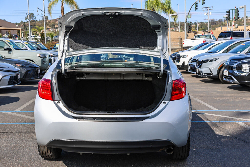 Used 2017 Toyota Corolla SE w/ Protection Package FWD image 24