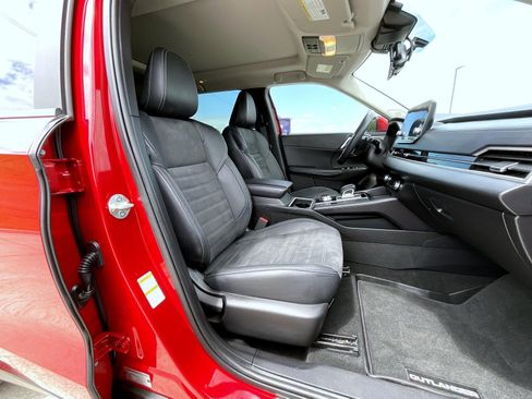 Used 2023 Mitsubishi Outlander SE FWD image 16