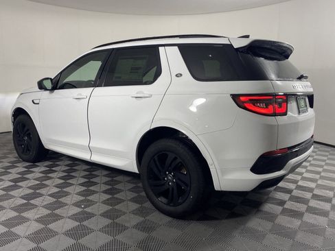 Used 2025 Land Rover Discovery Sport S image 3