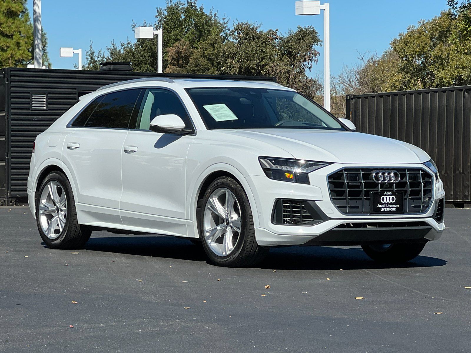 Used 2023 Audi Q8 Prestige w/ Prestige Package AWD/4WD image 8