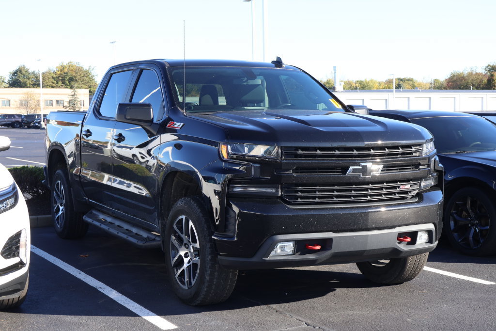 Used 2019 Chevrolet Silverado 1500 LT Trail Boss AWD/4WD image 3