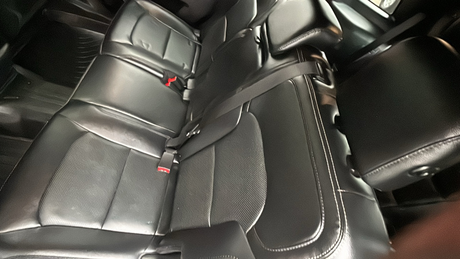 Used 2019 Ford Explorer Limited AWD/4WD image 16