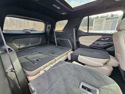 Certified 2023 Chevrolet Traverse Premier AWD/4WD image 43