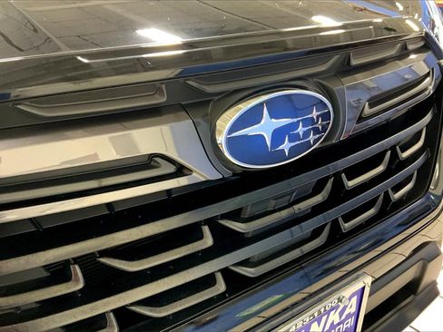 Used 2022 Subaru Forester Limited image 31