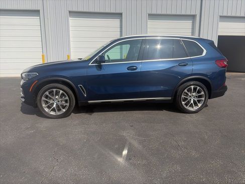 Used 2020 BMW X5 xDrive40i w/ Premium Package image 4