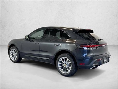 Certified 2026 Porsche Macan AWD/4WD image 3