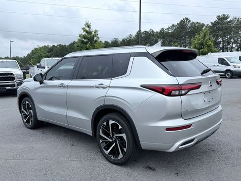 Used 2024 Mitsubishi Outlander SEL FWD image 7