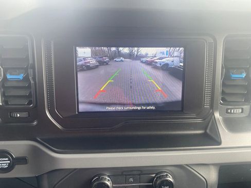 Certified 2023 Ford Bronco Black Diamond image 11