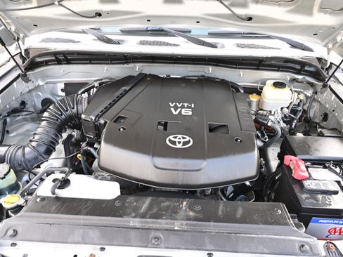 Used 2007 Toyota FJ Cruiser 4WD image 24