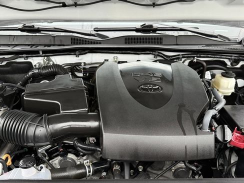 Used 2021 Toyota Tacoma TRD Sport image 33