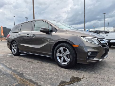 Used 2019 Honda Odyssey EX-L image 2