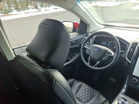 Certified 2024 Ford Edge Titanium image 15