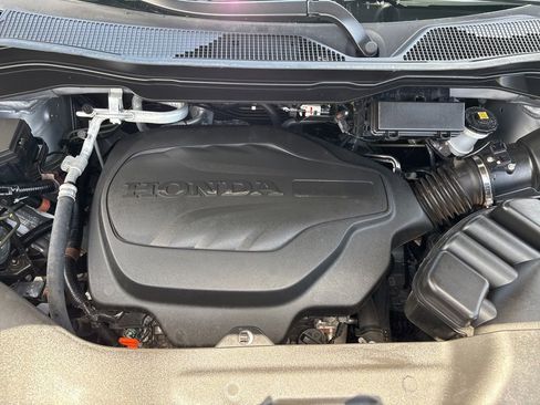 Used 2023 Honda Passport EX-L image 10