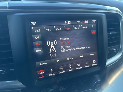 Used 2019 RAM 1500 Big Horn image 12