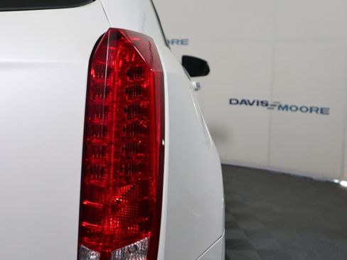 Used 2014 Cadillac SRX Performance w/ Driver Awareness Package image 6