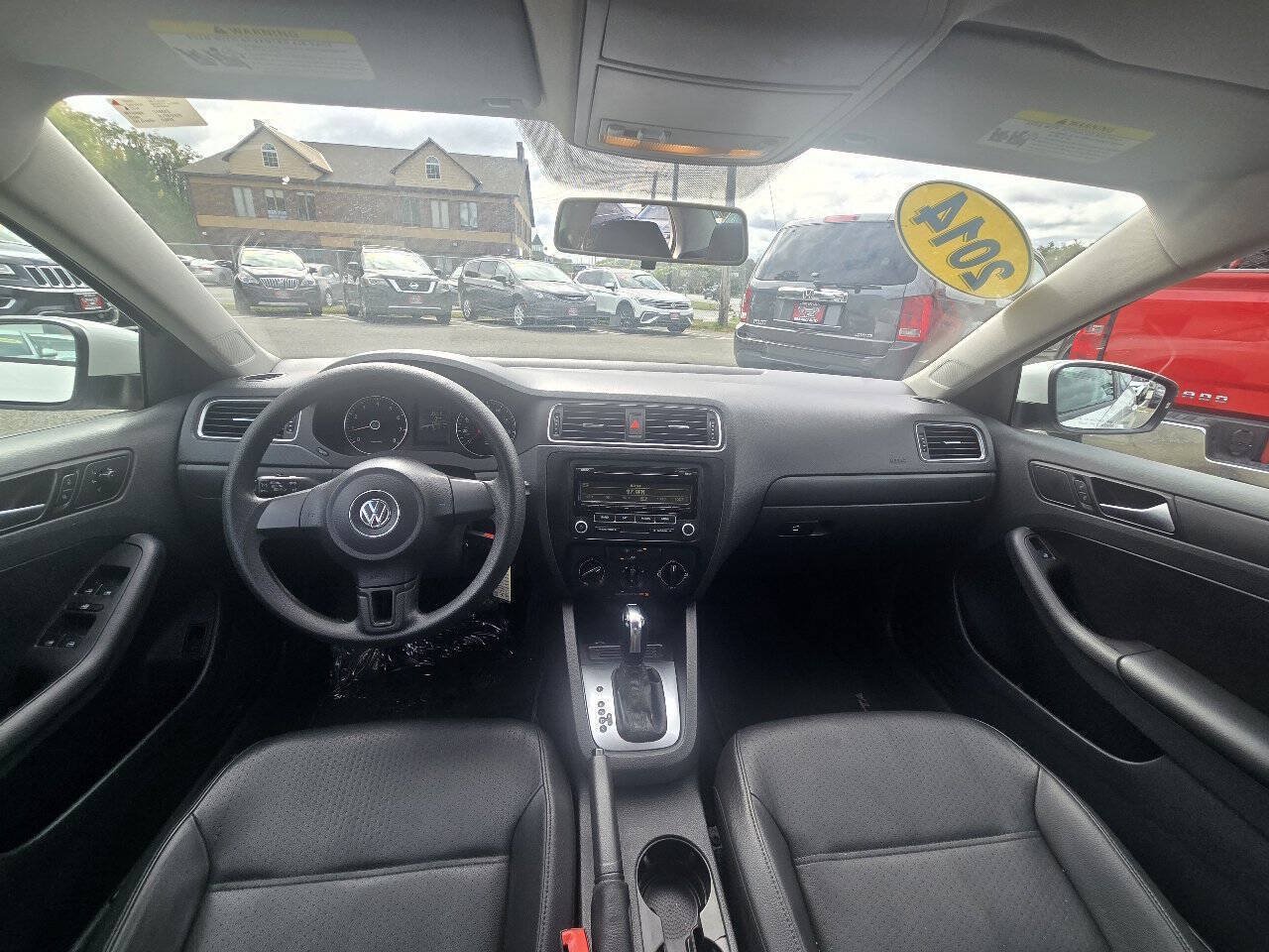 Used 2014 Volkswagen Jetta SE FWD image 23