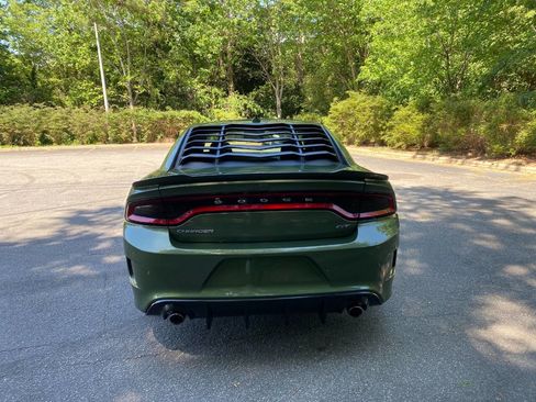 Used 2019 Dodge Charger GT RWD image 4