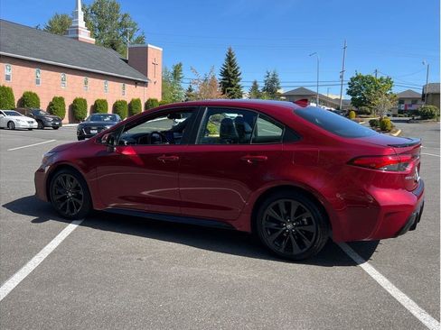 Used 2023 Toyota Corolla XSE w/ Carpet Mat Package (TMS) image 31