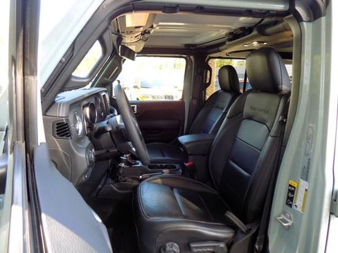 Used 2023 Jeep Wrangler Unlimited Sahara w/ Cold Weather Group image 20