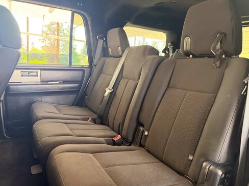 Used 2017 Ford Expedition XLT AWD/4WD image 20