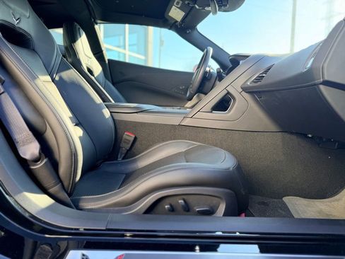 Used 2015 Chevrolet Corvette Stingray Coupe w/ 2LT Preferred Equipment Group RWD image 15