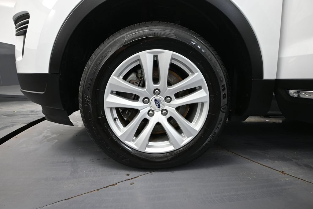 Used 2019 Ford Explorer XLT AWD/4WD image 13