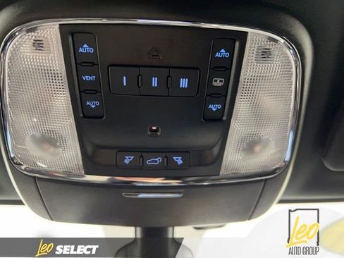 Used 2021 Jeep Grand Cherokee Limited w/ Premium Lighting Group image 16