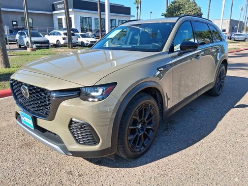 Used 2025 MAZDA CX-70 3.3 Turbo w/ Premium Plus Pkg image 3