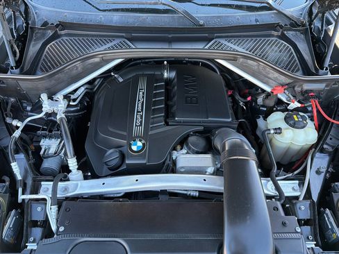 Used 2017 BMW X5 xDrive35i w/ Premium Package image 14