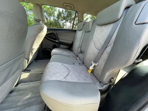 Used 2011 Toyota RAV4 4WD w/ Base L4 Extra Value Pkg image 15