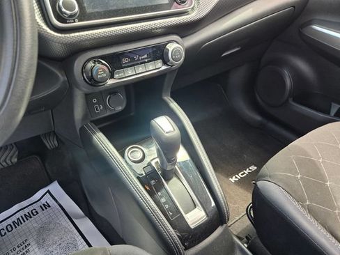 Used 2018 Nissan Kicks SV w/ Exterior Package FWD image 15