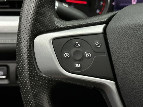 Used 2023 GMC Acadia SLE w/ Driver Convenience Package image 19