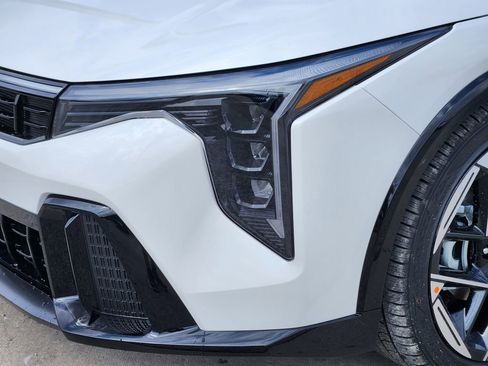 New 2026 Kia K4 GT-Line image 6