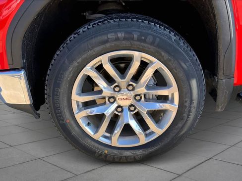 Used 2021 GMC Sierra 1500 SLT w/ SLT Premium Plus Package image 10