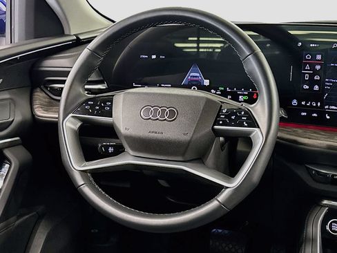 Used 2025 Audi Q5 Premium Plus w/ Premium Plus AWD/4WD image 19