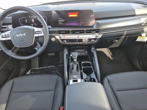 New 2025 Kia Telluride S image 14