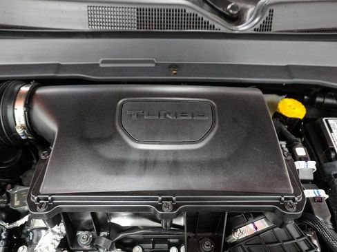 New 2026 Jeep Compass Latitude image 9