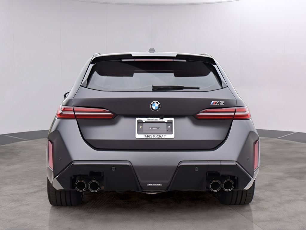 Used 2027 BMW M5 Touring AWD/4WD image 6
