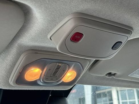 Used 2024 RAM ProMaster 2500 w/ Convenience Group FWD image 24