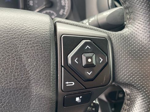 Used 2021 Toyota Tacoma TRD Off-Road w/ Technology Package RWD image 28