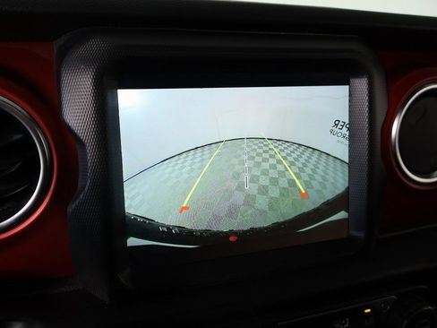 Used 2023 Jeep Wrangler Rubicon image 8